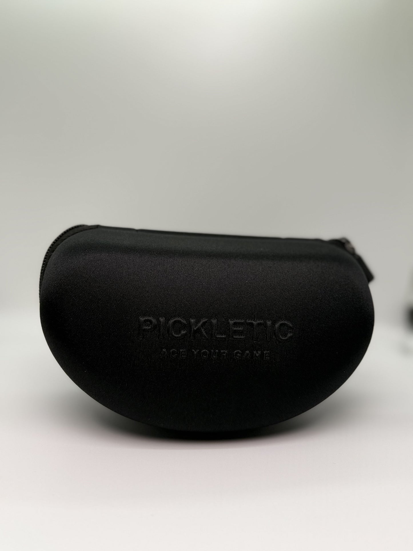 PICKLEBALL GOGGLES "Photochromic Lens" ( Protective Case, Nosepiece, Cleaning Cloth)