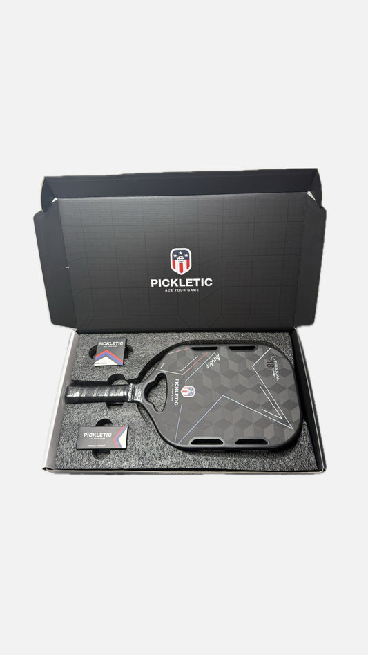 PICKLEBALL PADDLE KIT  ( 1 * paddle - 1 * gift box - 1 * eraser - 3 * overgrip)