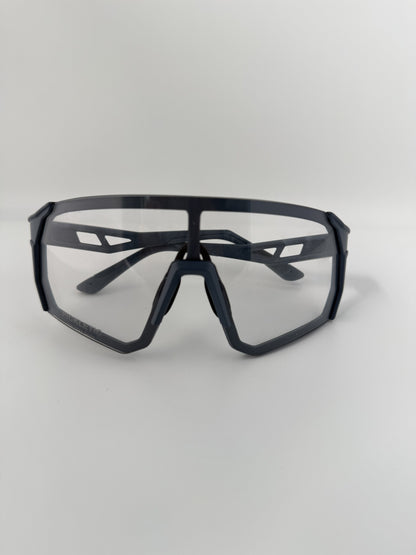 PICKLEBALL GOGGLES "Photochromic Lens" ( Protective Case, Nosepiece, Cleaning Cloth)